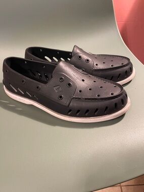 Sperry Men's Boat original float Shoes in Black